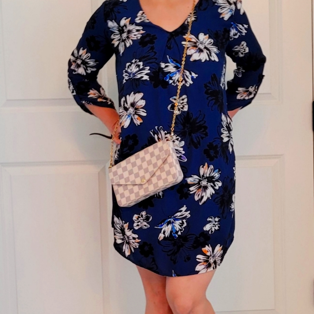 Lush blue floral 👗dress